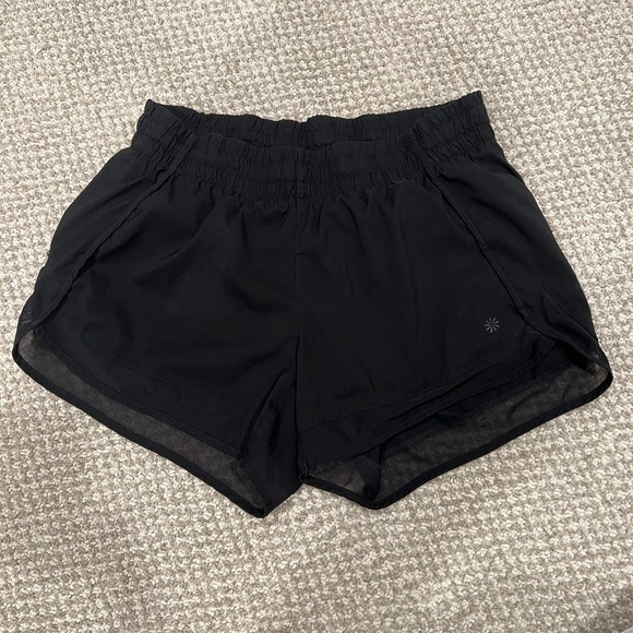Athleta Mesh Racer Short Size Small - Picture 5 of 8